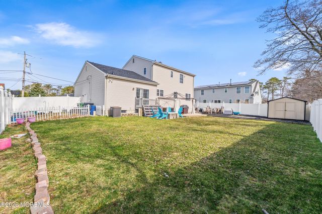 1409 Cable Avenue, Beachwood, NJ 08722