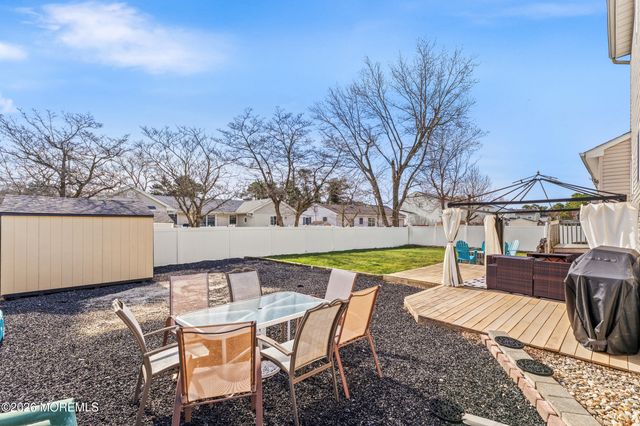 1409 Cable Avenue, Beachwood, NJ 08722