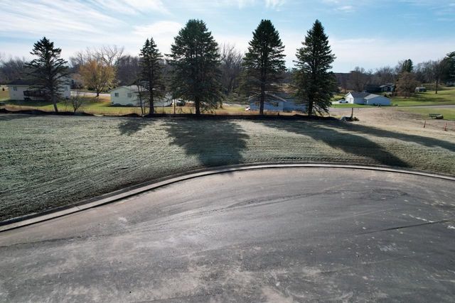 209 4th Avenue NE, Pelican Rapids, MN 56572