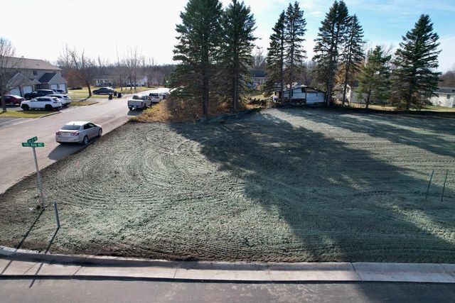 209 4th Avenue NE, Pelican Rapids, MN 56572