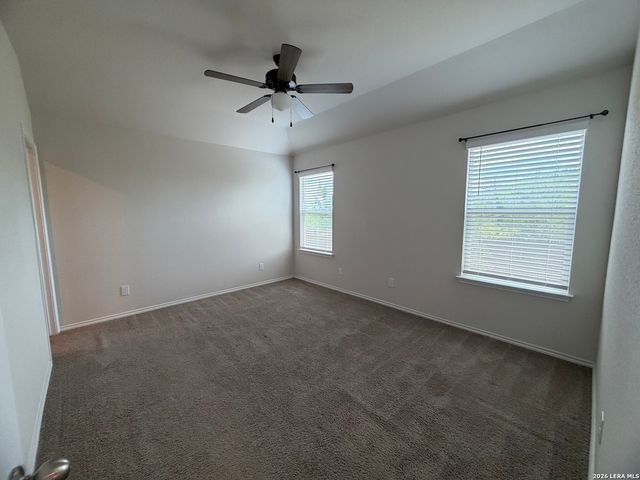 4042 BAY LEAF LOOP, Von Ormy, TX 78073