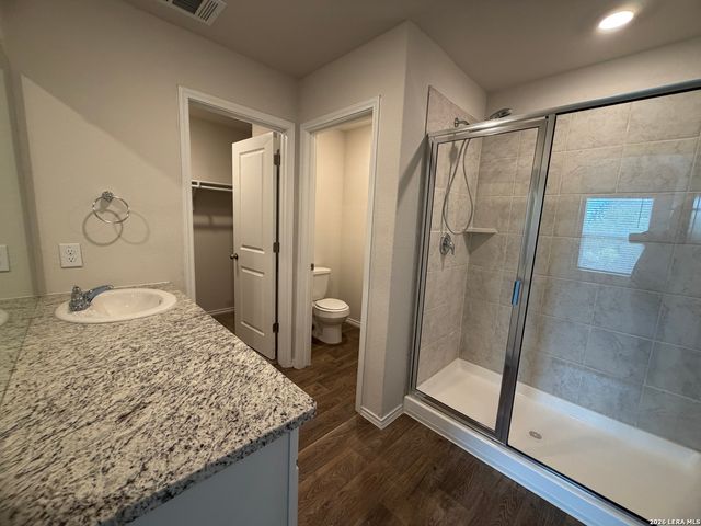 4042 BAY LEAF LOOP, Von Ormy, TX 78073