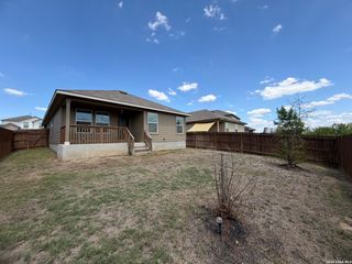 4042 BAY LEAF LOOP, Von Ormy, TX 78073