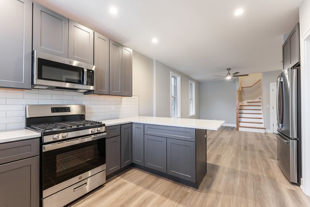 1725 N Honore Street 2R, Chicago, IL 60622