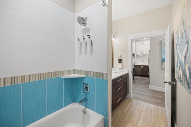 201 Henderson Resort Way, 2202, Destin, FL 32541