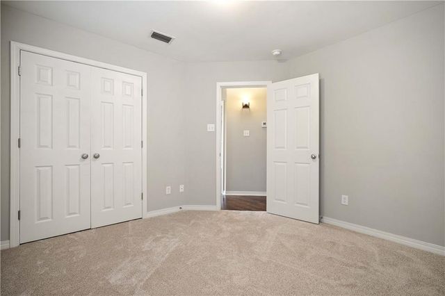 2750 Oakridge West Drive, Mobile, AL 36608