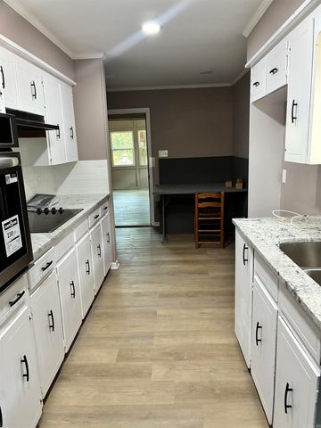 44 Greenview Circle, Sherwood, AR 72142