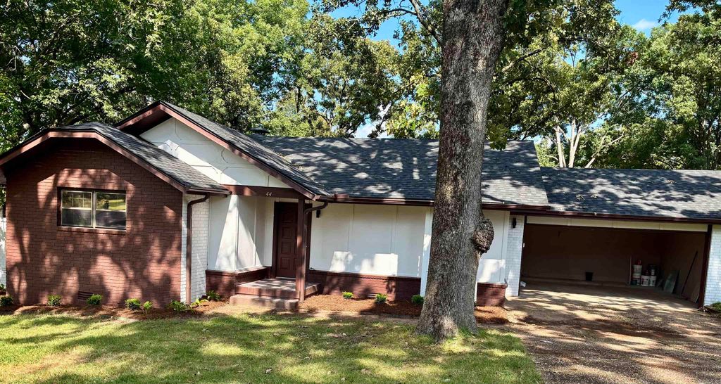 44 Greenview Circle, Sherwood, AR 72142