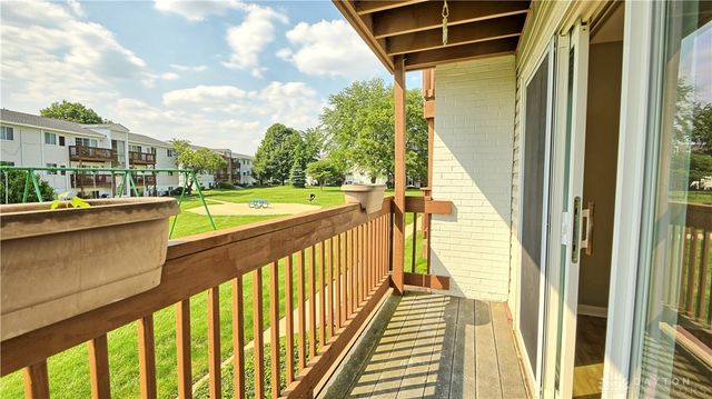 5685 Coach Drive D, Dayton, OH 45440