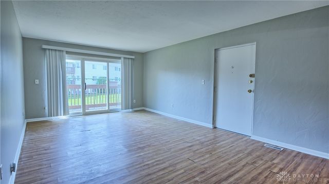 5685 Coach Drive D, Dayton, OH 45440