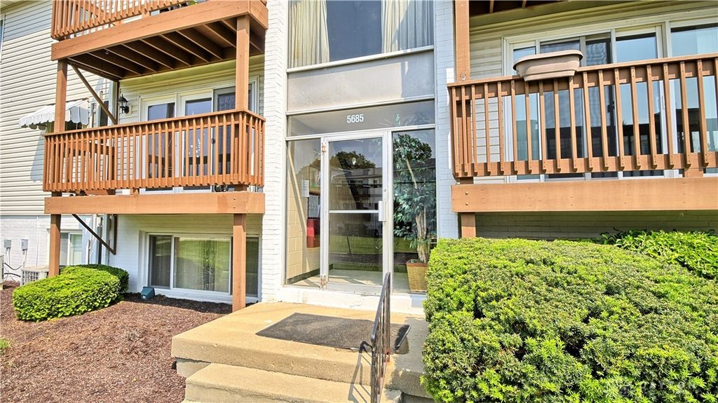 5685 Coach Drive D, Dayton, OH 45440
