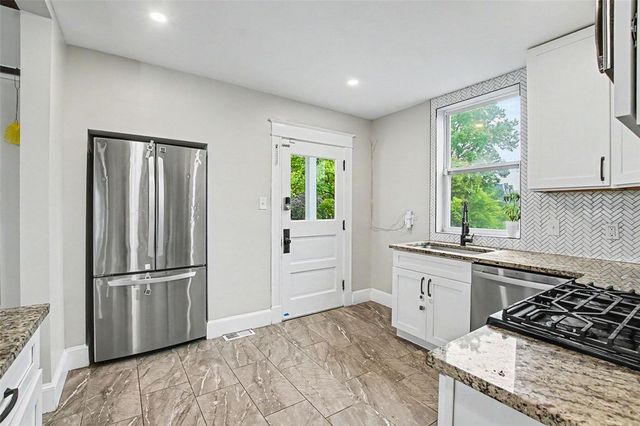 814 Summit Avenue, Cincinnati, OH 45204
