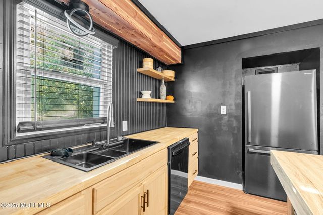 1011 Florence Avenue, Union Beach, NJ 07735