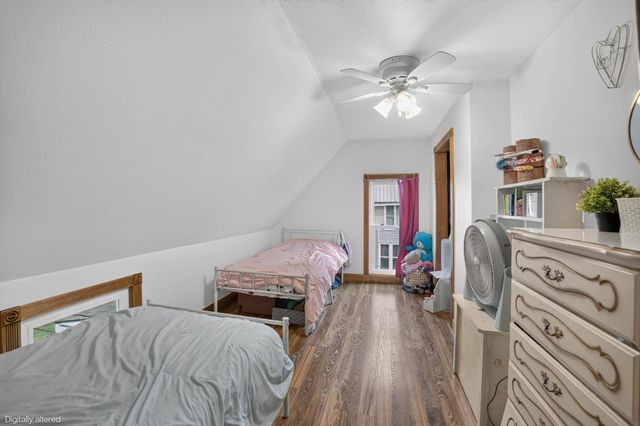 621 Iowa Street, Cedar Falls, IA 50613