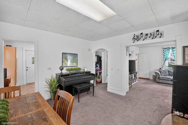 621 Iowa Street, Cedar Falls, IA 50613