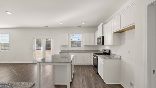 55 Weymouth Drive, Locust Grove, GA 30248