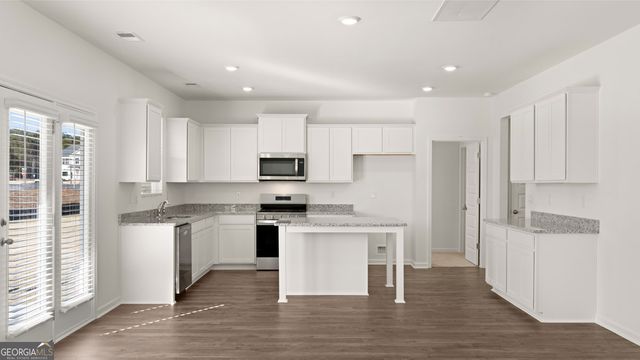 55 Weymouth Drive, Locust Grove, GA 30248