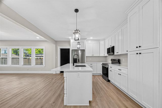 1821 Harold, Houston, TX 77098