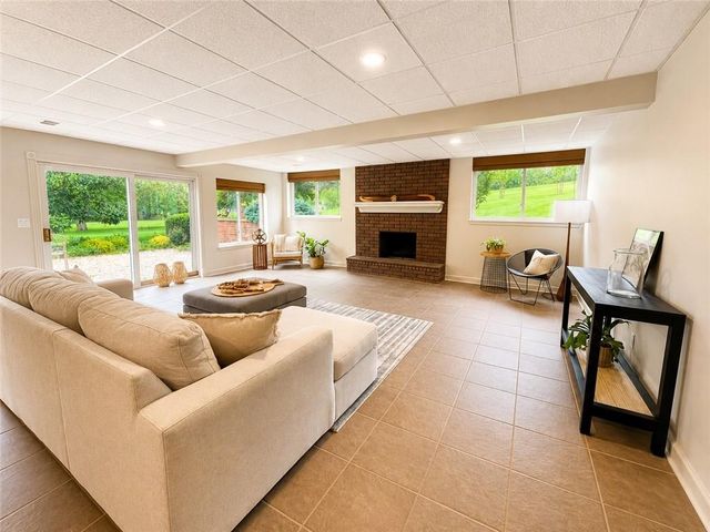 12325 Mission Road, Leawood, KS 66209