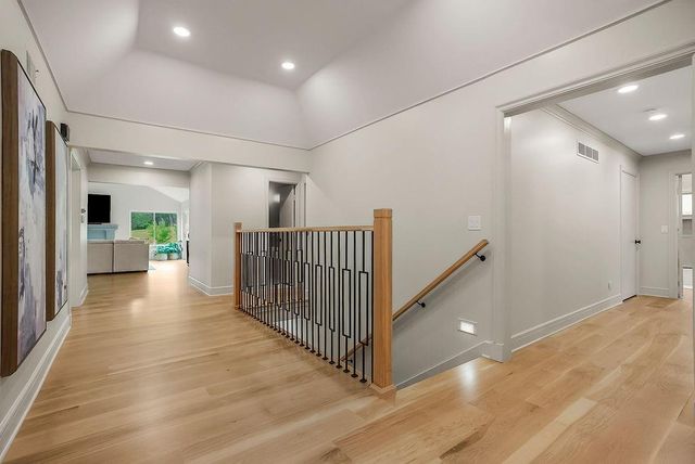 12325 Mission Road, Leawood, KS 66209