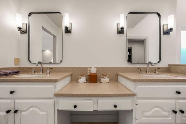 12325 Mission Road, Leawood, KS 66209