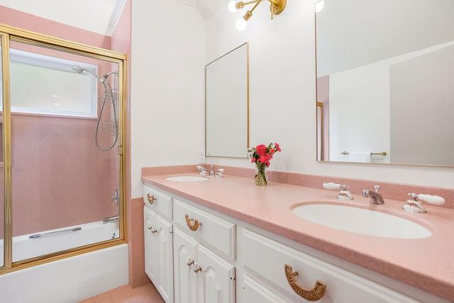 12325 Mission Road, Leawood, KS 66209