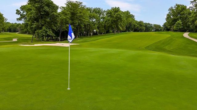 12325 Mission Road, Leawood, KS 66209