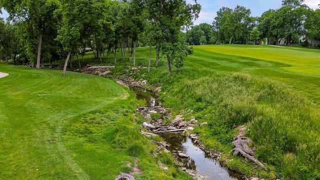 12325 Mission Road, Leawood, KS 66209