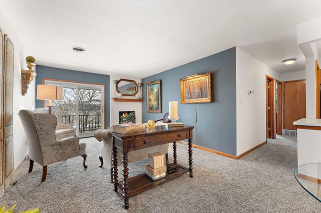 1725 Homan Drive 305, Schererville, IN 46375