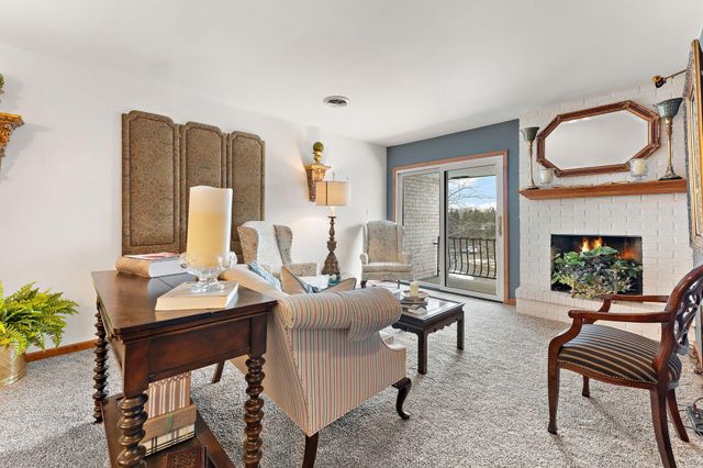 1725 Homan Drive 305, Schererville, IN 46375