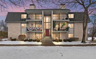 1725 Homan Drive 305, Schererville, IN 46375