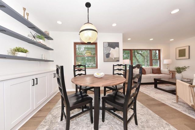 5565 S Monaco PLACE, Hales Corners, WI 53130