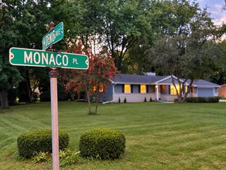 5565 S Monaco PLACE, Hales Corners, WI 53130