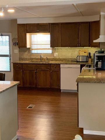 14 Del Prado Street, Port St. Lucie, FL 34952