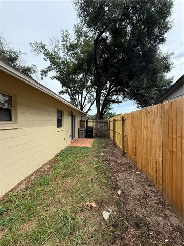 776 WOLF CREEK COURT, Apopka, FL 32703