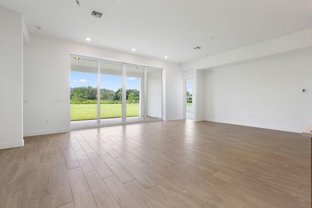 20161 SE Bridgewater Drive, Jupiter, FL 33458