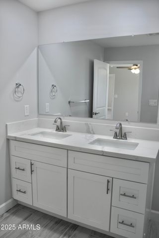 20134 E Lakeside Road, Mayer, AZ 86333