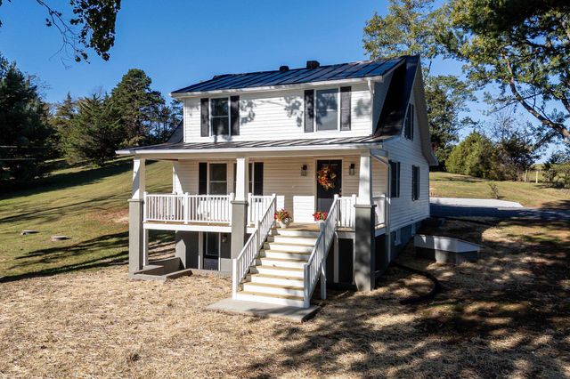 1140 FARMVIEW RD, Luray, VA 22835