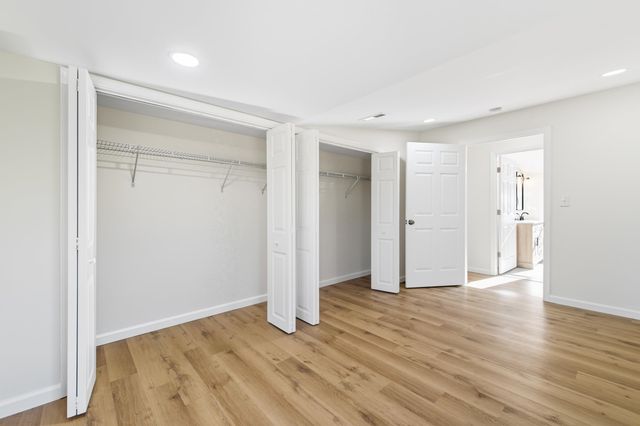 1140 FARMVIEW RD, Luray, VA 22835