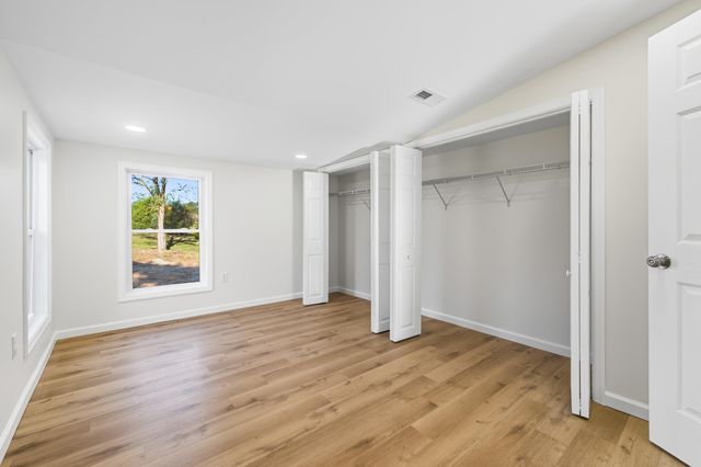 1140 FARMVIEW RD, Luray, VA 22835