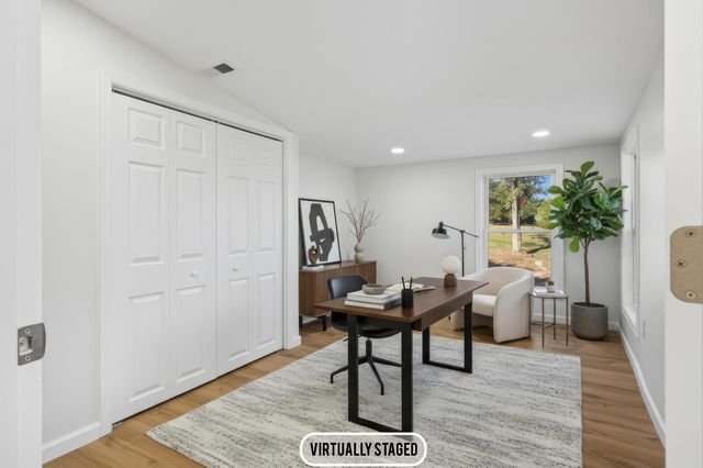 1140 FARMVIEW RD, Luray, VA 22835