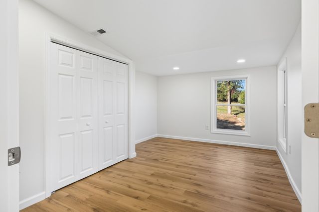 1140 FARMVIEW RD, Luray, VA 22835