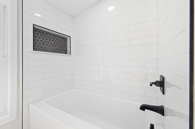 1140 FARMVIEW RD, Luray, VA 22835