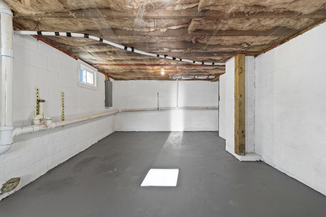 1140 FARMVIEW RD, Luray, VA 22835