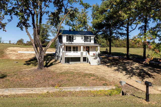 1140 FARMVIEW RD, Luray, VA 22835