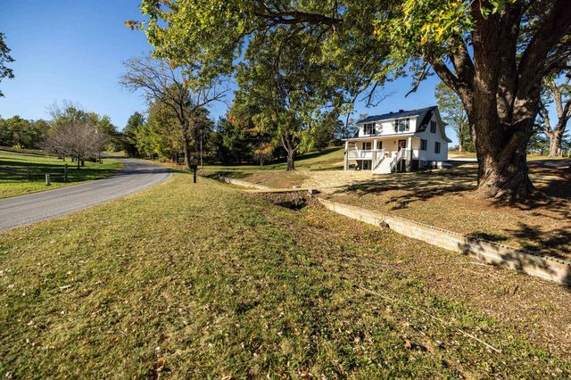 1140 FARMVIEW RD, Luray, VA 22835