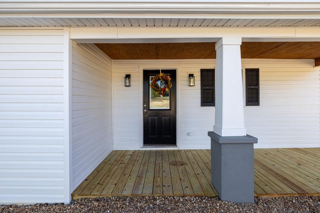 1140 FARMVIEW RD, Luray, VA 22835