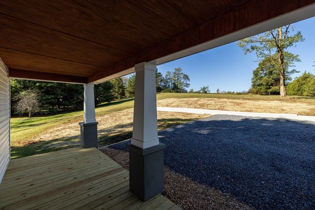 1140 FARMVIEW RD, Luray, VA 22835