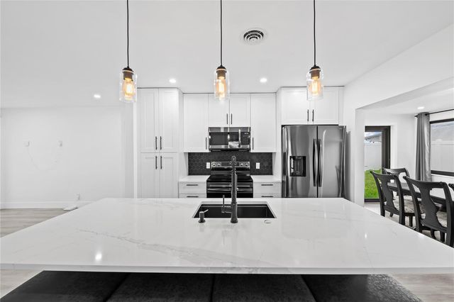 2634 NW 52nd Court, Fort Lauderdale, FL 33309