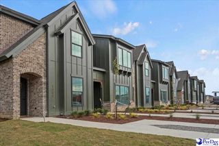 1302 Twleve oaks ln, Florence, SC 29501